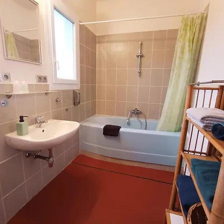 New - Vacation Villa, Pool & Private Parking