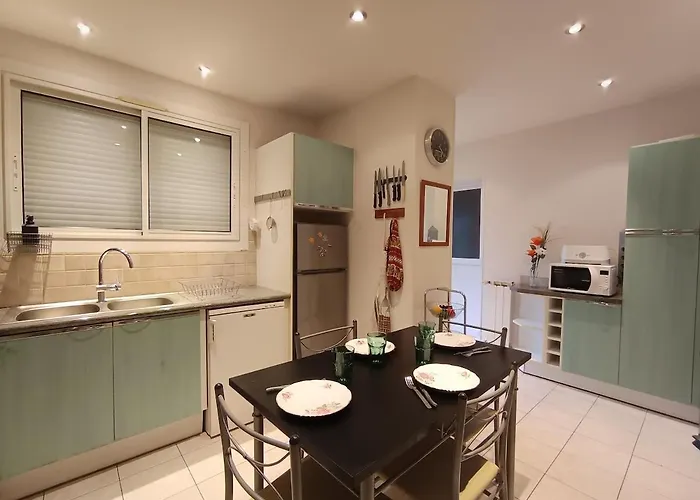New - Vacation Villa, Pool & Private Parking Holiday home Saint-Etienne-les-Orgues